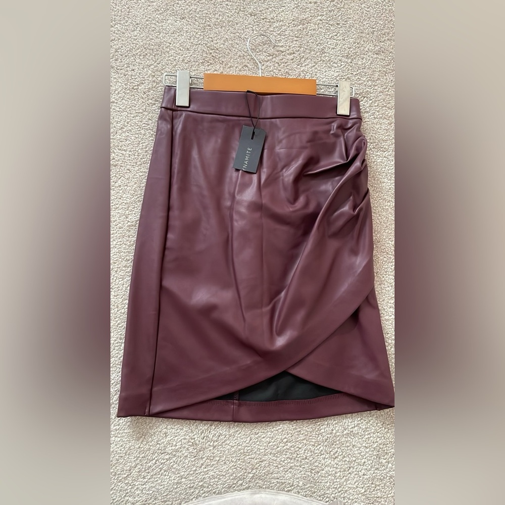 Multiple skirts